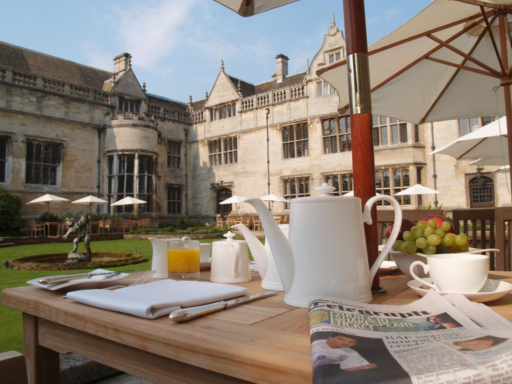 Rushton Hall Hotel And Spa Kettering Exterior foto