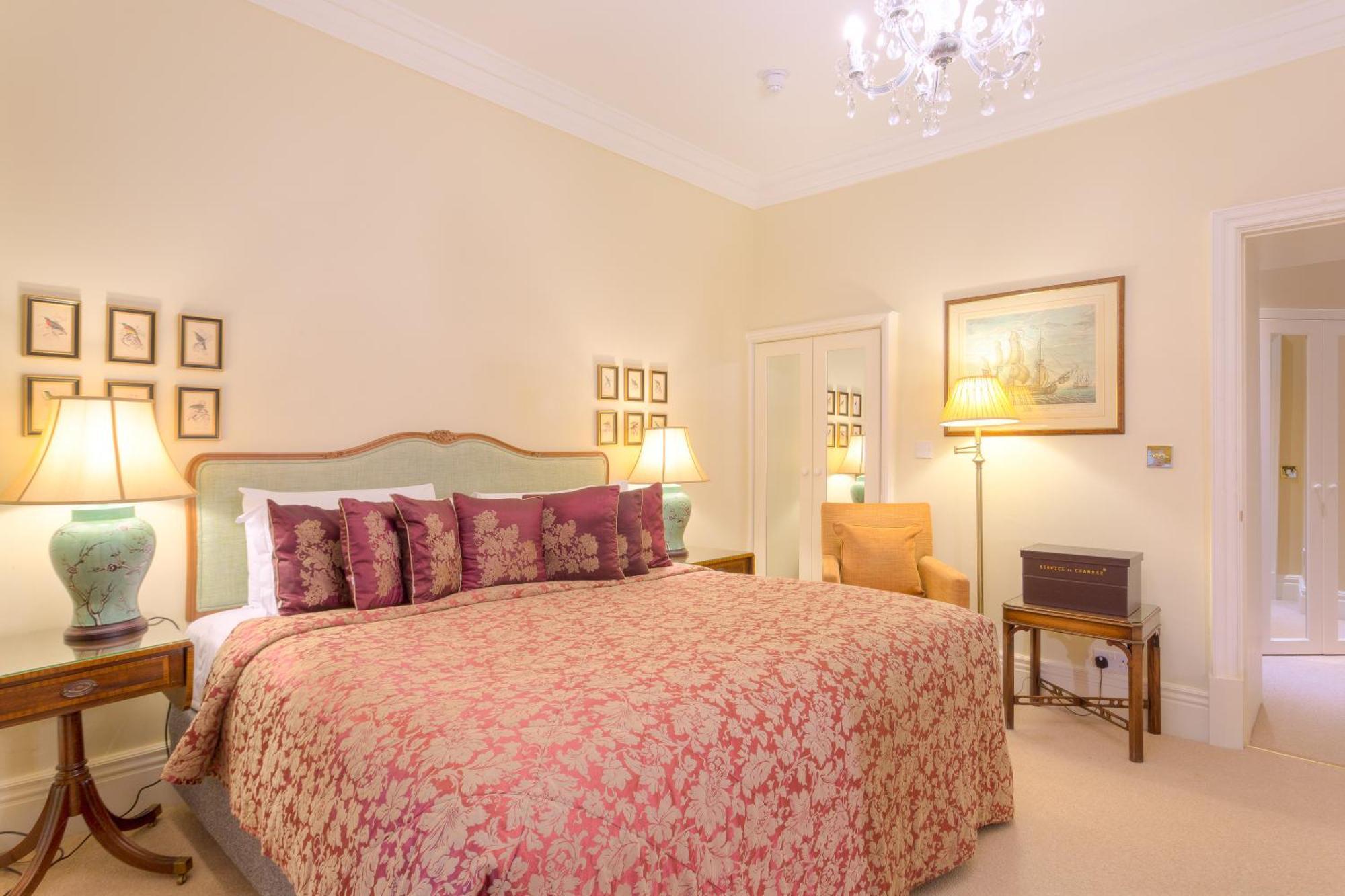 Rushton Hall Hotel And Spa Kettering Exterior foto