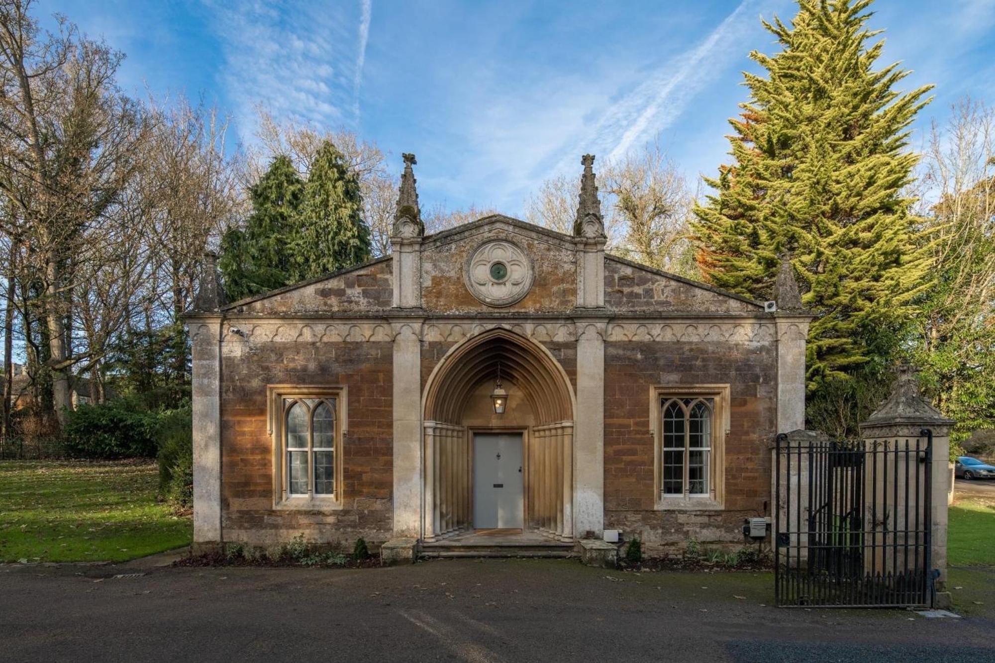 Rushton Hall Hotel And Spa Kettering Exterior foto
