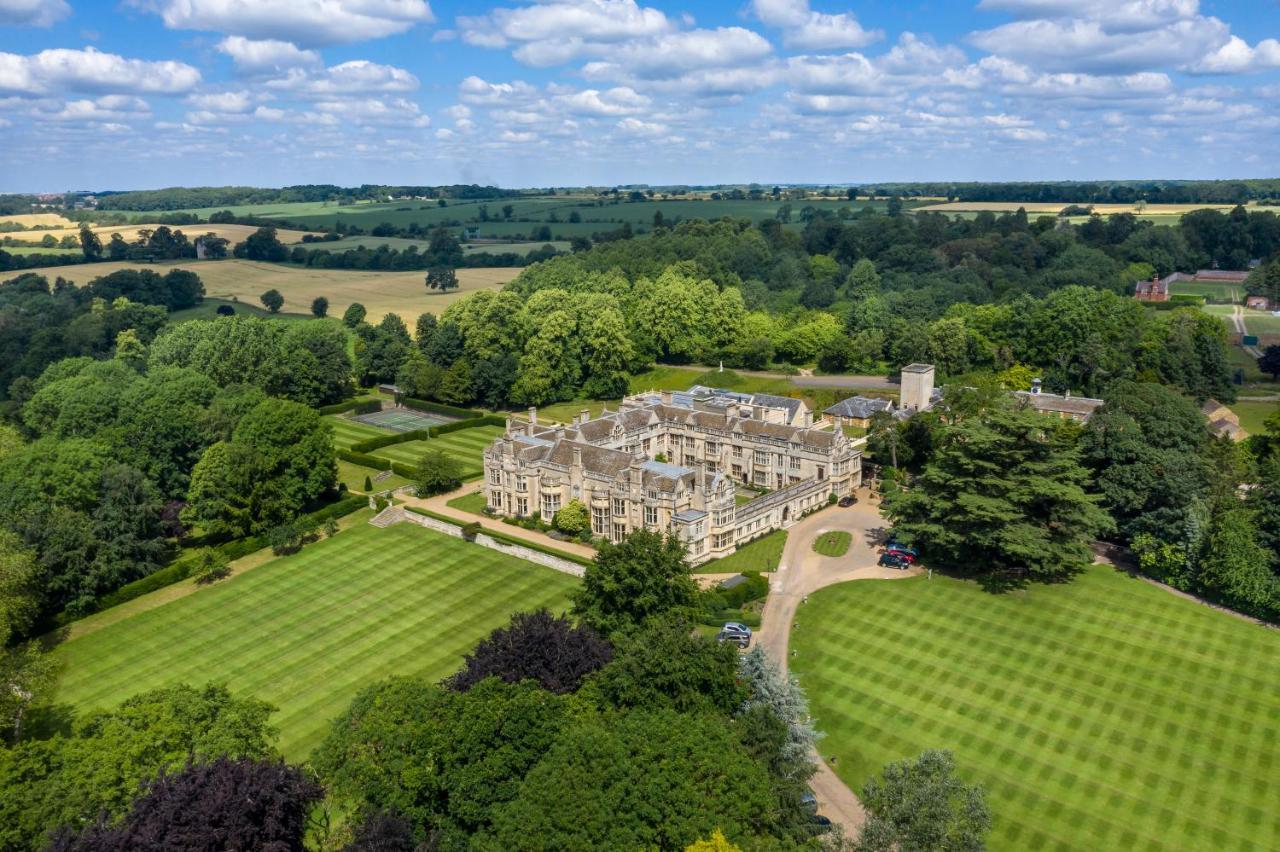 Rushton Hall Hotel And Spa Kettering Exterior foto