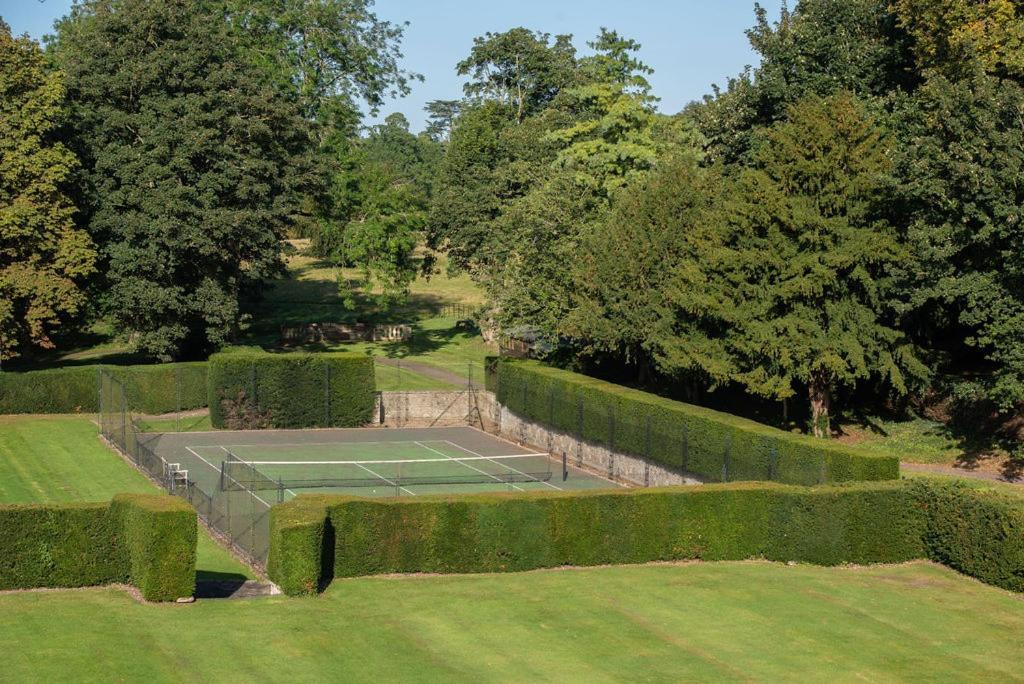 Rushton Hall Hotel And Spa Kettering Exterior foto