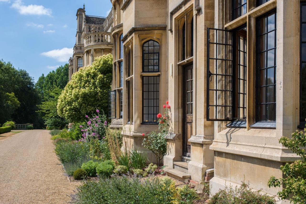 Rushton Hall Hotel And Spa Kettering Exterior foto