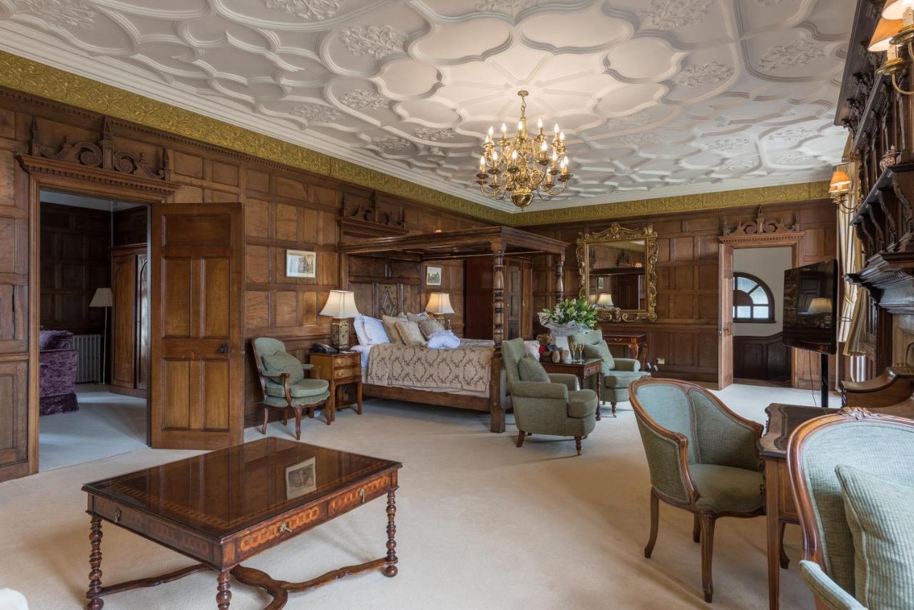 Rushton Hall Hotel And Spa Kettering Exterior foto