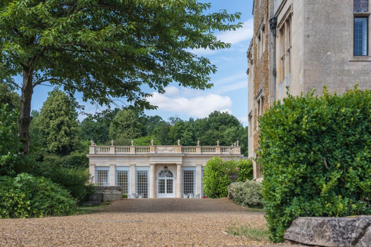Rushton Hall Hotel And Spa Kettering Exterior foto